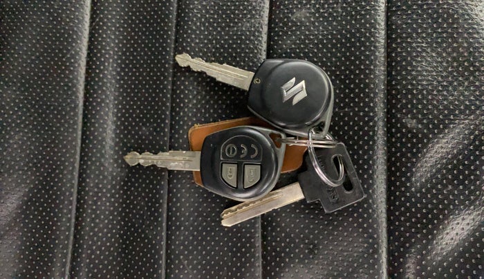 2015 Maruti Baleno DELTA PETROL 1.2, Petrol, Manual, 63,053 km, Key Close Up