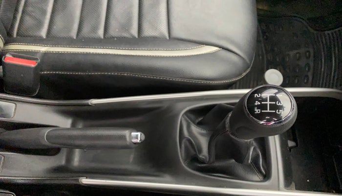 2015 Maruti Baleno DELTA PETROL 1.2, Petrol, Manual, 63,053 km, Gear Lever