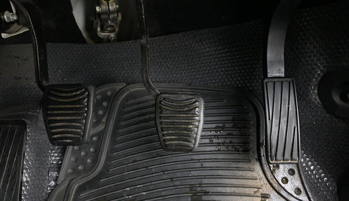 2018 Mahindra KUV 100 NXT K8 D 6 STR, Diesel, Manual, 72,407 km, Pedals