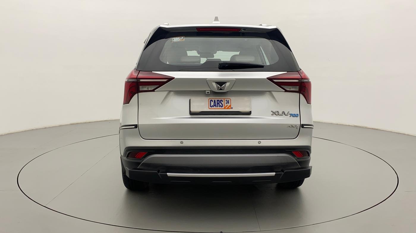 2022 Mahindra XUV700 AX 7 LUXURY D AWD AT 7 STR, Diesel, Automatic, 16,532 km, Back/Rear