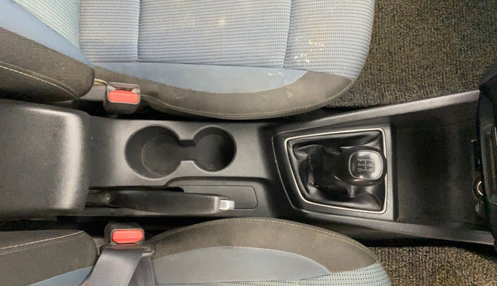 2016 Hyundai i20 Active 1.2 S, CNG, Manual, 67,663 km, Gear Lever