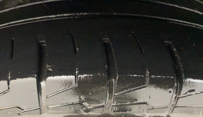 2022 Hyundai Creta SX IVT 1.5 PETROL, Petrol, Automatic, 50,672 km, Right Rear Tyre Tread