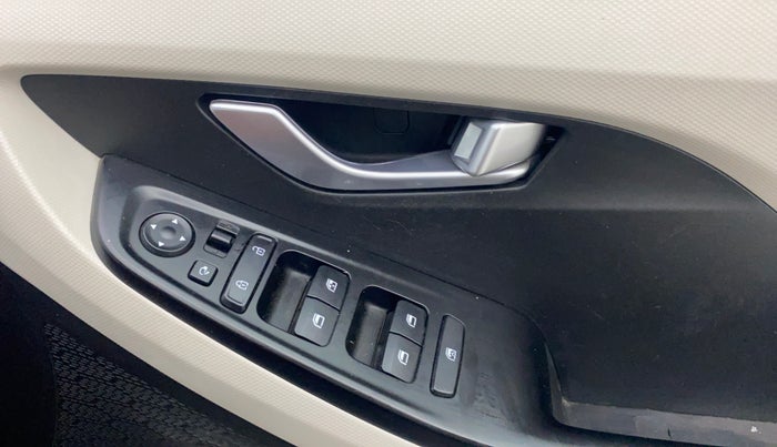 2022 Hyundai Creta SX IVT 1.5 PETROL, Petrol, Automatic, 50,672 km, Driver Side Door Panels Control