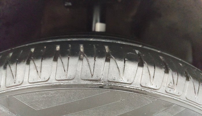 2019 Tata NEXON XM DIESEL, Diesel, Manual, 77,365 km, Right Front Tyre Tread