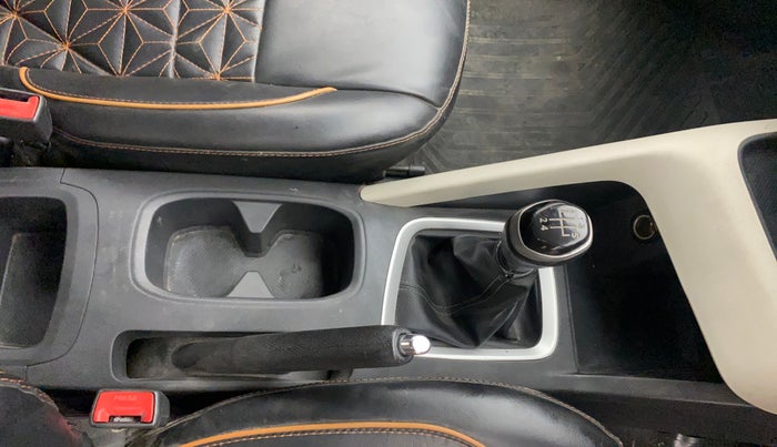 2021 Nissan MAGNITE XL, Petrol, Manual, 76,594 km, Gear Lever