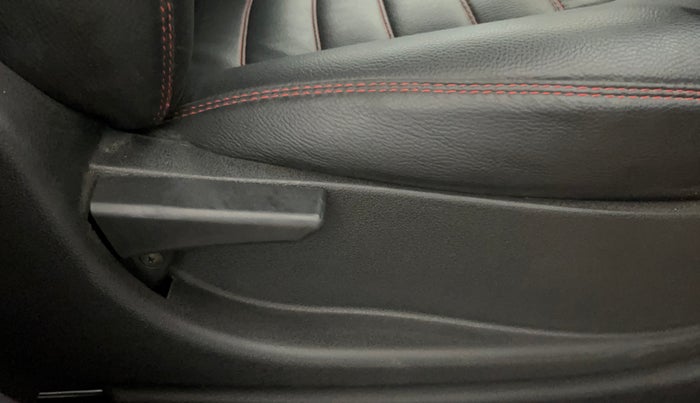2019 Tata NEXON XM PETROL, Petrol, Manual, 26,496 km, Driver Side Adjustment Panel