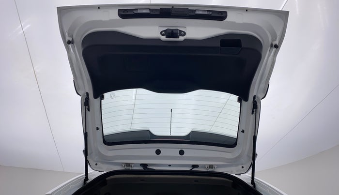 2021 Nissan MAGNITE XL MT, Petrol, Manual, 19,407 km, Boot Door Open