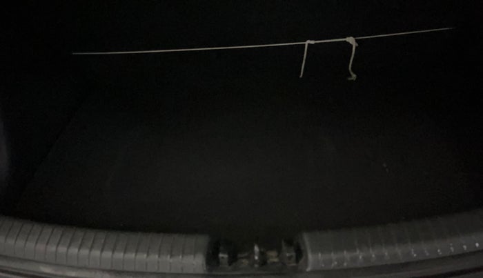 2018 Hyundai Grand i10 SPORTZ 1.2 KAPPA VTVT, Petrol, Manual, 81,830 km, Boot Inside