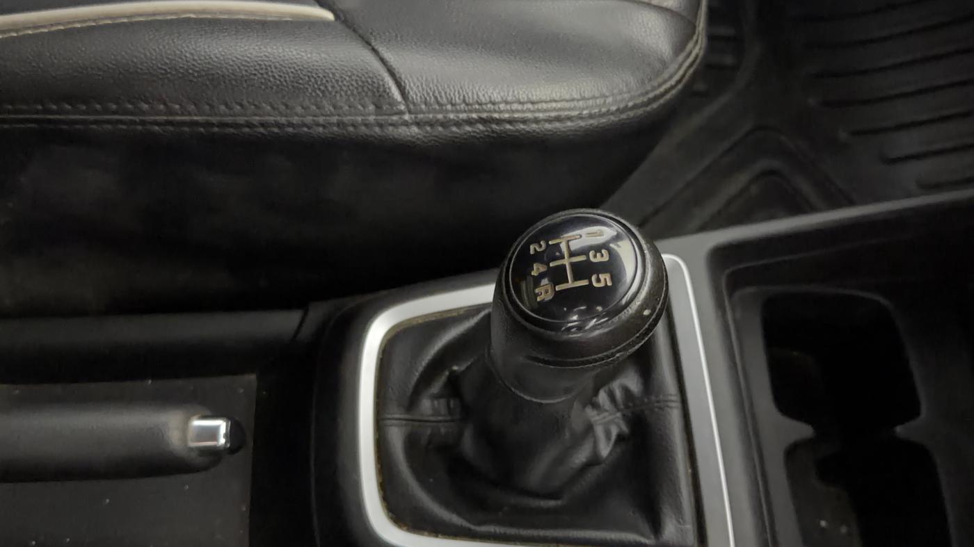 2021 Maruti Swift VXI, CNG, Manual, 62,963 km, Gear Lever