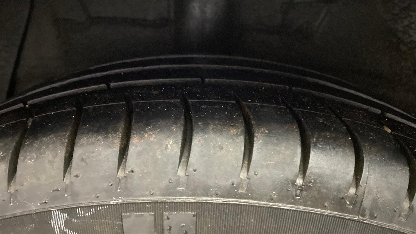 2015 Hyundai Xcent S 1.2, Petrol, Manual, 57,783 km, Right Rear Tyre Tread