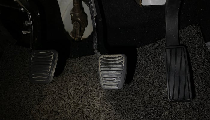 2019 Mahindra KUV 100 NXT K6+ P 6 STR, Petrol, Manual, 62,145 km, Pedals