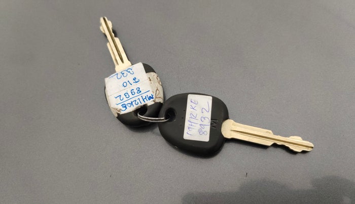 2013 Hyundai i10 SPORTZ 1.2 AT, Petrol, Automatic, 53,731 km, Key Close Up