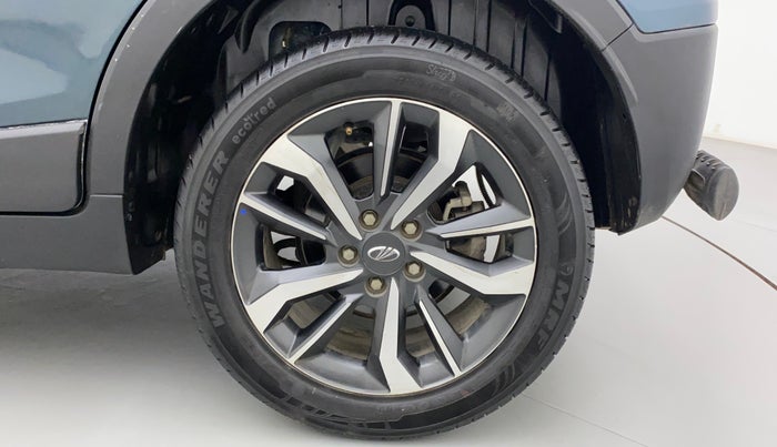 2022 Mahindra XUV300 W8 (O) 1.5 DIESEL, Diesel, Manual, 27,227 km, Left Rear Wheel