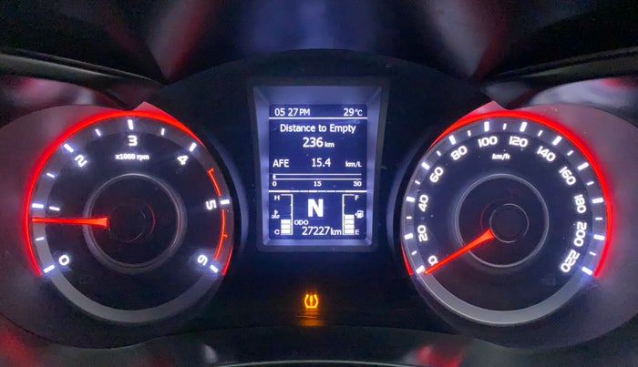 2022 Mahindra XUV300 W8 (O) 1.5 DIESEL, Diesel, Manual, 27,227 km, Odometer Image