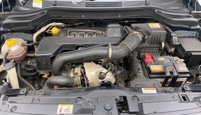 2022 Mahindra XUV300 W8 (O) 1.5 DIESEL, Diesel, Manual, 27,227 km, Open Bonet