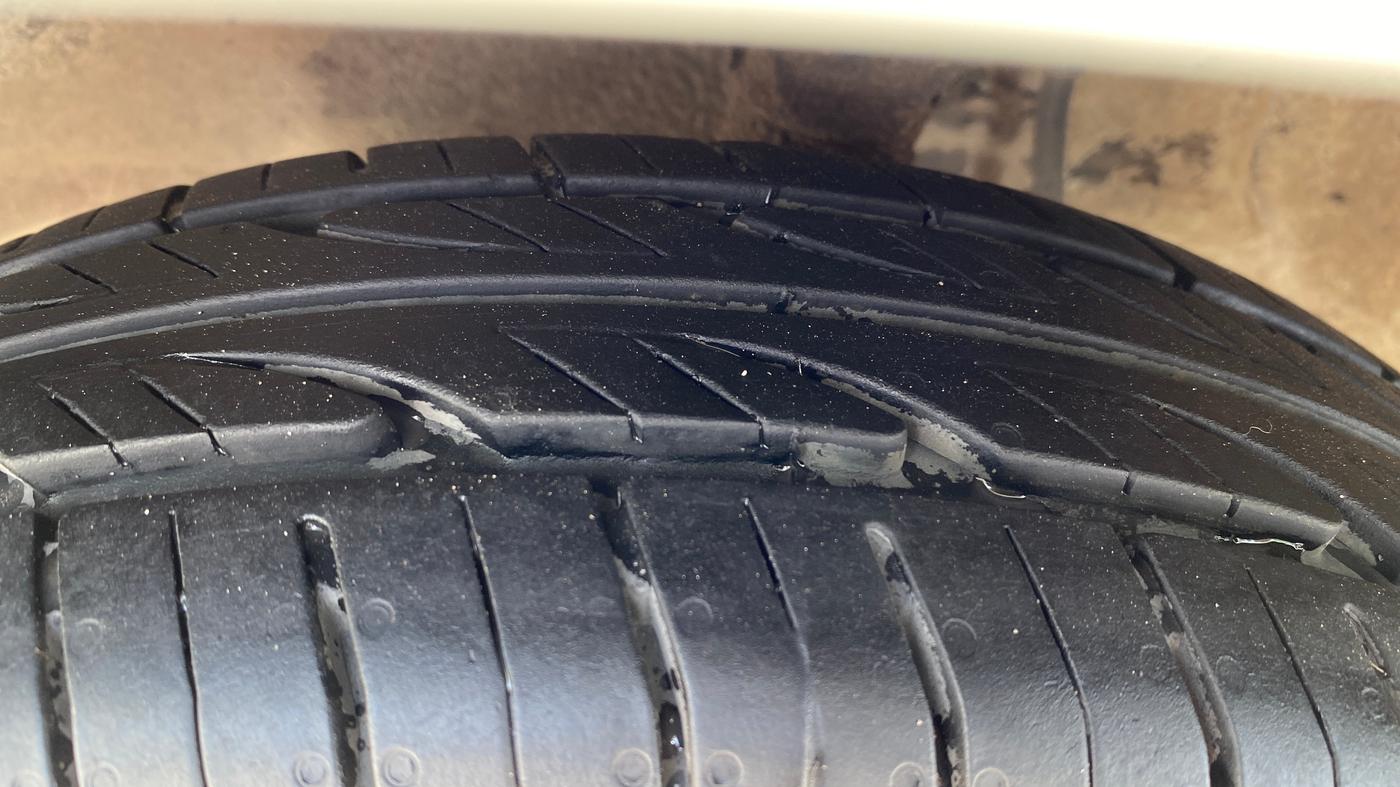 2018 Maruti Alto 800 LXI, Petrol, Manual, 36,145 km, Left Front Tyre Tread