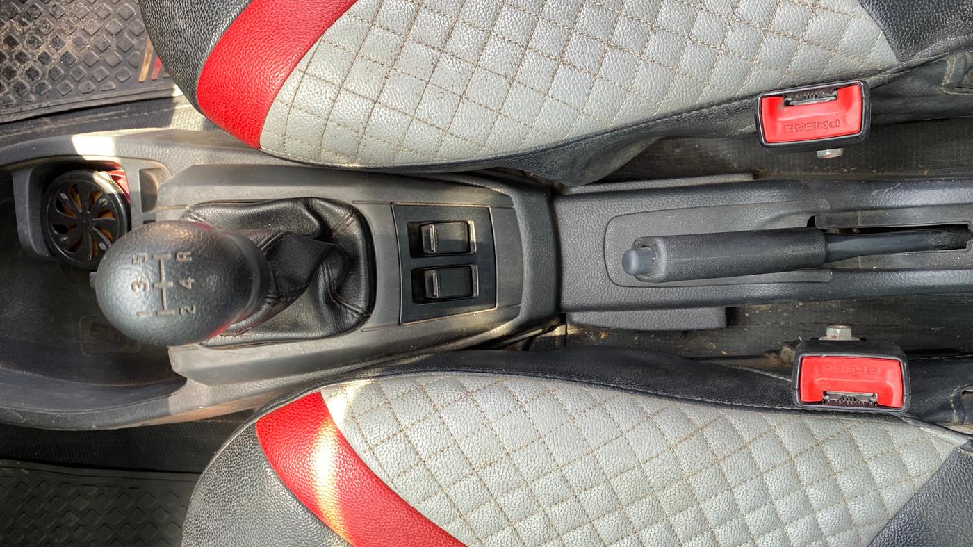 2018 Maruti Alto 800 LXI, Petrol, Manual, 36,145 km, Gear Lever