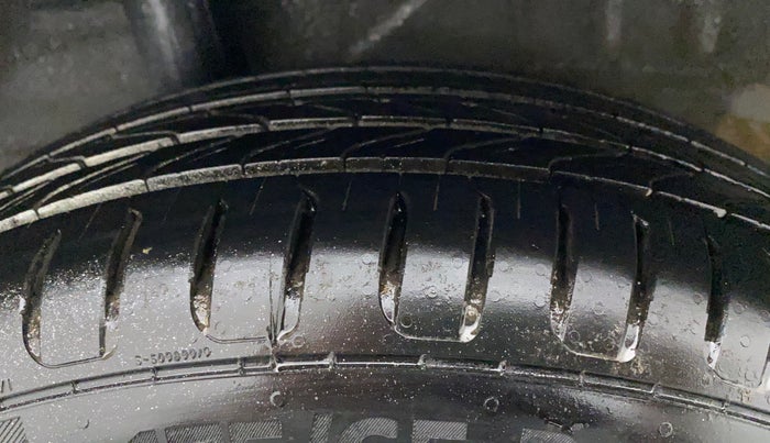2022 Honda Amaze 1.2L I-VTEC VX CVT, Petrol, Automatic, 44,247 km, Right Rear Tyre Tread