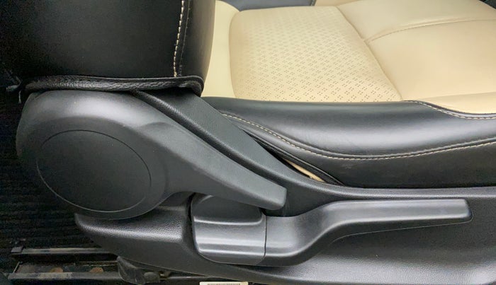 2022 Honda Amaze 1.2L I-VTEC VX CVT, Petrol, Automatic, 44,247 km, Driver Side Adjustment Panel