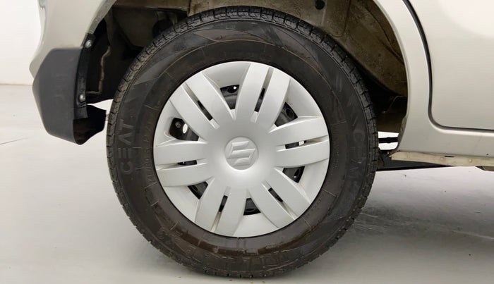 2019 Maruti Alto LXI CNG, CNG, Manual, 57,850 km, Right Rear Wheel