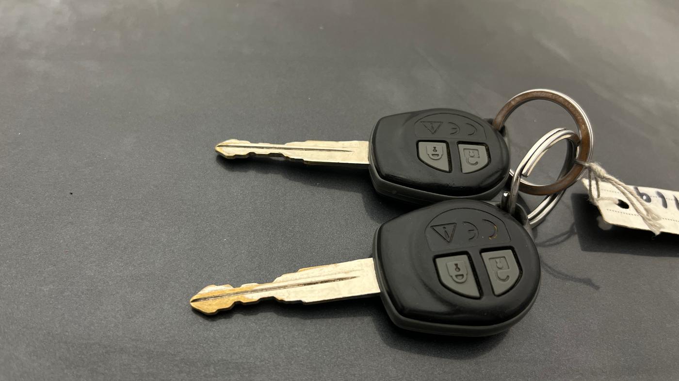 2023 Maruti Baleno SIGMA PETROL 1.2, Petrol, Manual, 41,157 km, Key Close Up