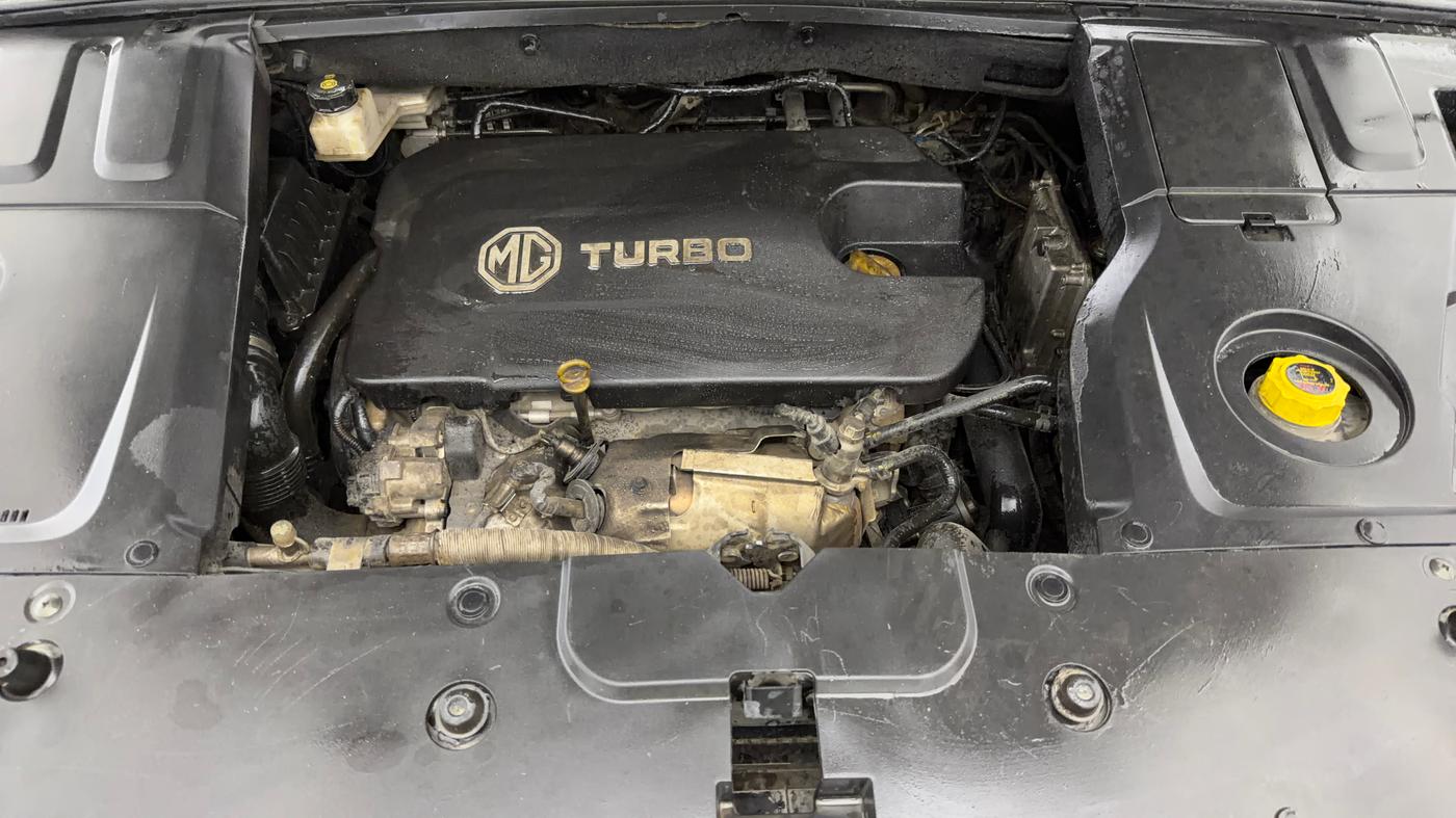 2023 MG HECTOR PLUS SHARP PRO 2.0 TURBO DIESEL 6 STR, Diesel, Manual, 1,15,403 km, Engine View
