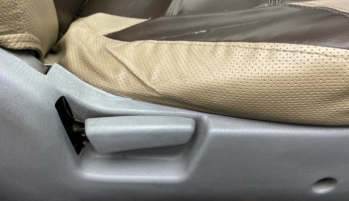 2014 Maruti Alto K10 VXI, Petrol, Manual, 83,182 km, Driver Side Adjustment Panel