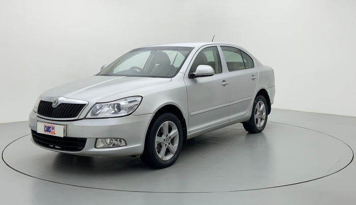 2011 Skoda Laura ELEGANCE 2.0 TDI CR AT, Diesel, Automatic, 1,08,367 km, Left Front Diagonal