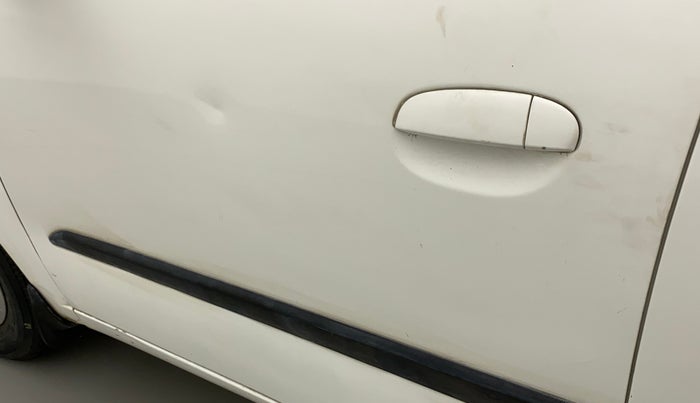 2015 Hyundai i10 SPORTZ 1.1, Petrol, Manual, 36,236 km, Front passenger door - Minor scratches