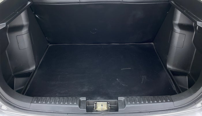 2019 Maruti Vitara Brezza VDI, Diesel, Manual, 50,075 km, Boot Inside View