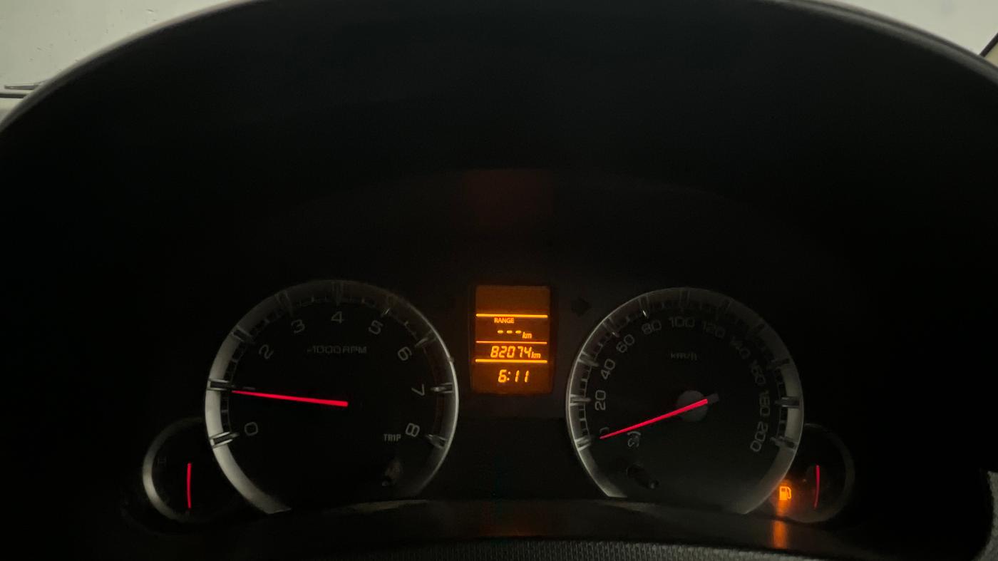 2015 Maruti Swift Dzire VXI, Petrol, Manual, 82,069 km, Odometer Image