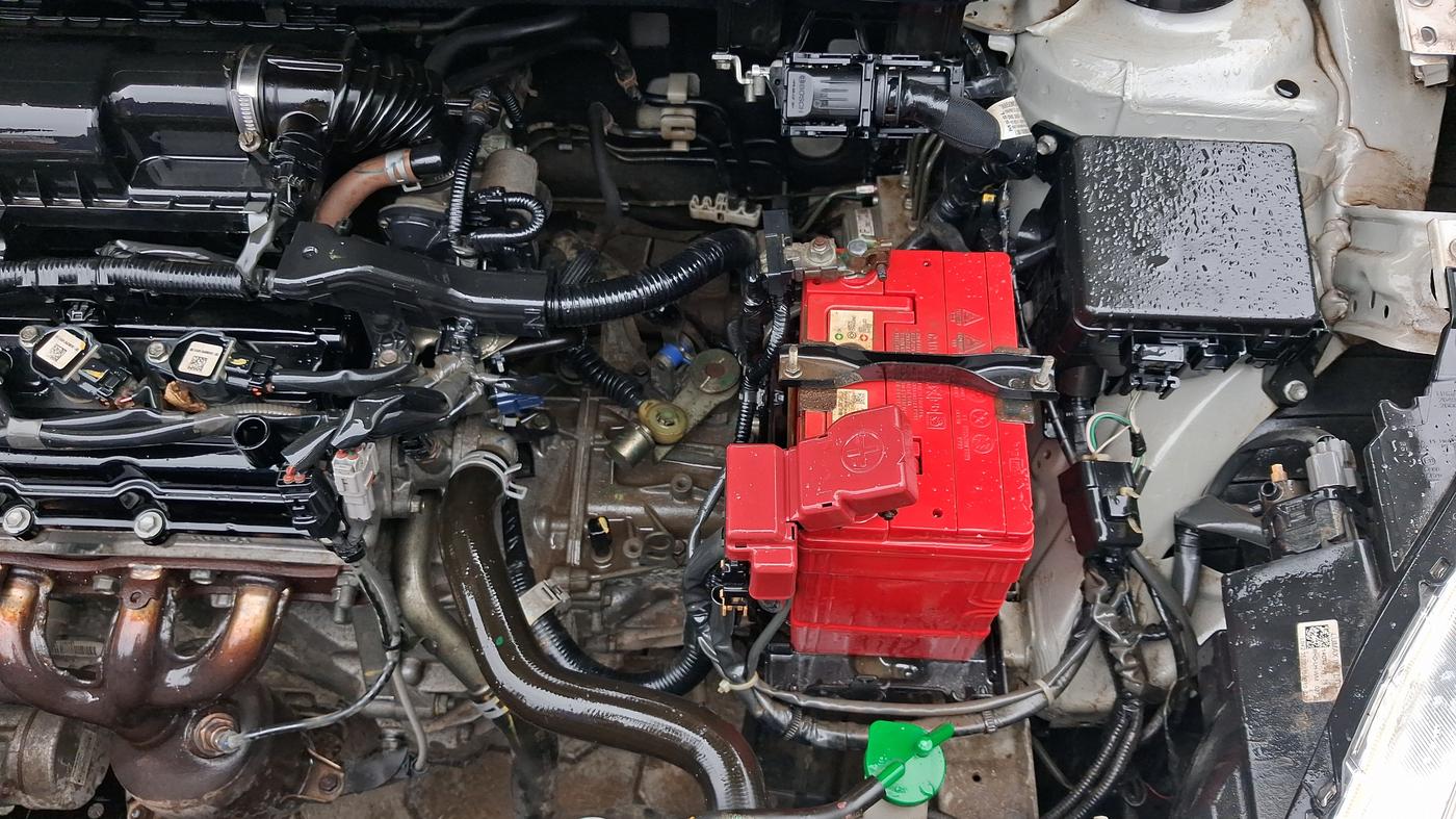 2019 Maruti Dzire VXI, Petrol, Manual, 55,588 km, Engine View - Left