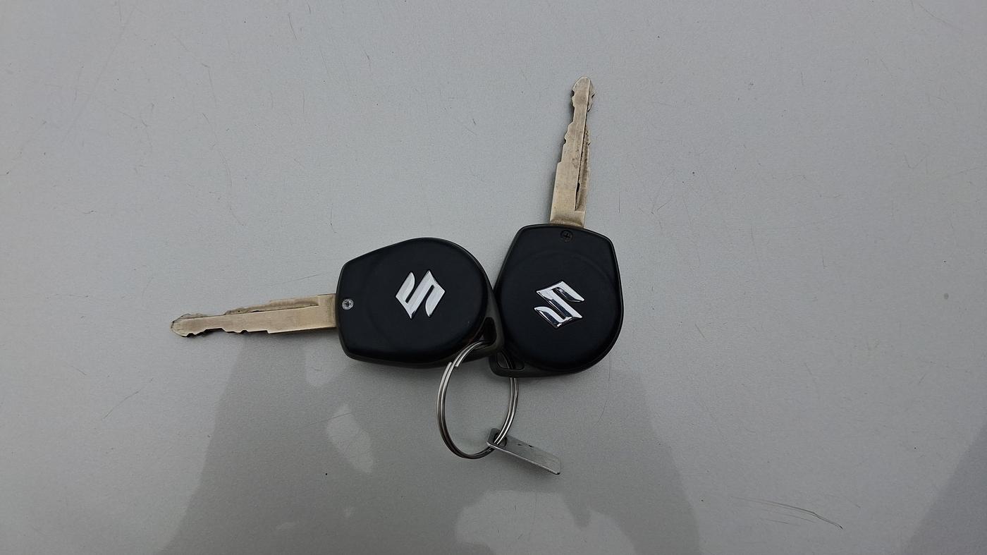 2019 Maruti Dzire VXI, Petrol, Manual, 55,588 km, Key Close Up