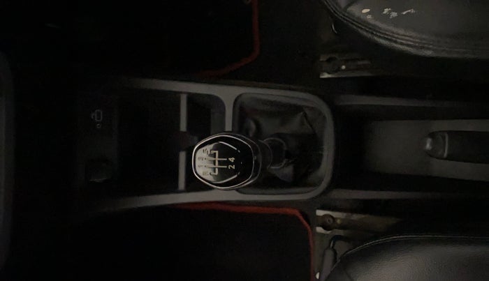 2020 Renault Kwid NEOTECH RXL 0.8, Petrol, Manual, 32,888 km, Gear Lever