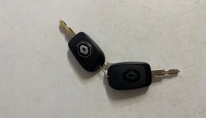 2020 Renault Kwid NEOTECH RXL 0.8, Petrol, Manual, 32,888 km, Key Close Up