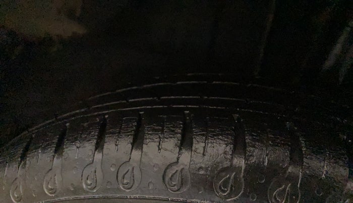 2020 Renault Kwid NEOTECH RXL 0.8, Petrol, Manual, 32,888 km, Left Rear Tyre Tread