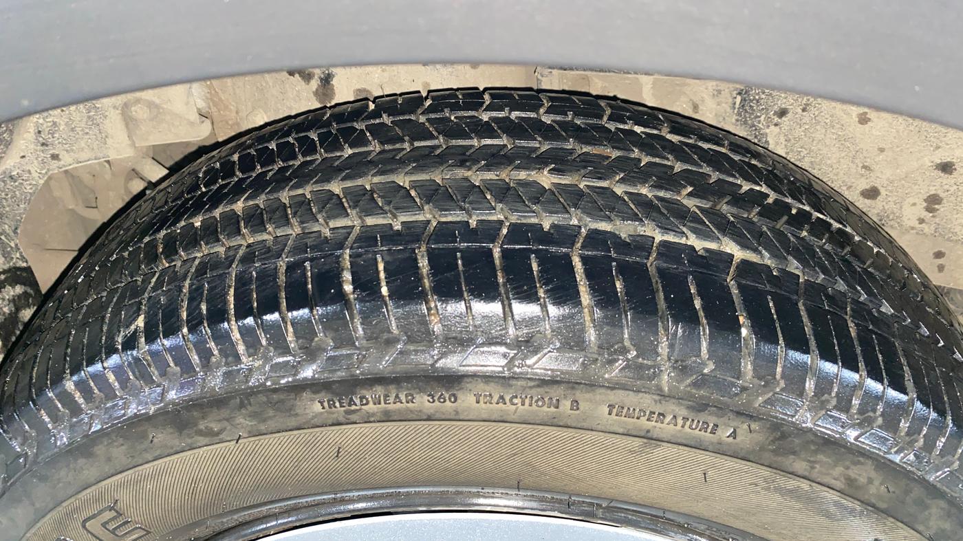2021 Mahindra XUV500 W7 AT, Diesel, Automatic, 10,547 km, Right Rear Tyre Tread