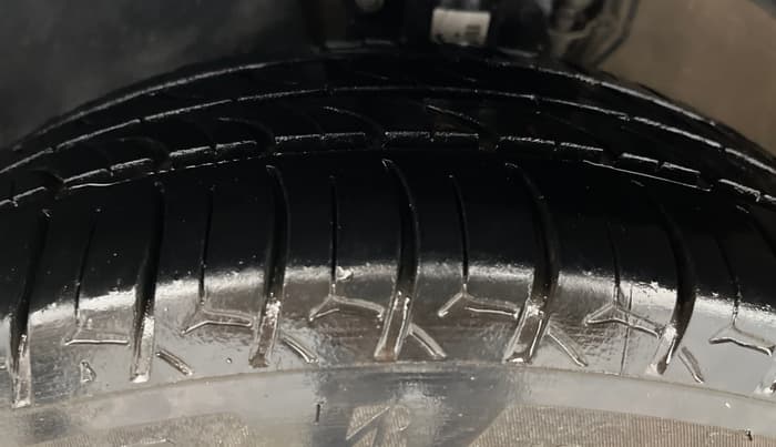 2020 Skoda Rapid ACTIVE 1.0 TSI, Petrol, Manual, 67,815 km, Left Front Tyre Tread