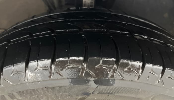 2020 Skoda Rapid ACTIVE 1.0 TSI, Petrol, Manual, 67,815 km, Right Front Tyre Tread