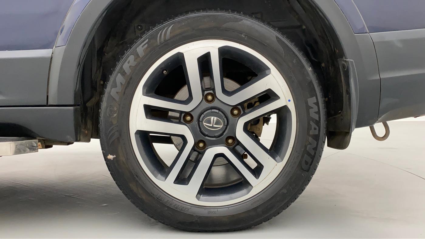 2018 Tata Hexa Varicor 400 XTA, Diesel, Automatic, 55,873 km, Left Rear Wheel