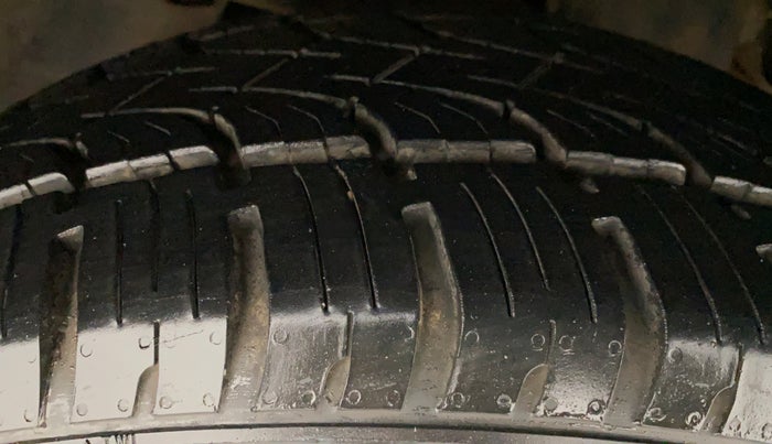 2018 Tata Hexa Varicor 400 XTA, Diesel, Automatic, 55,873 km, Left Front Tyre Tread