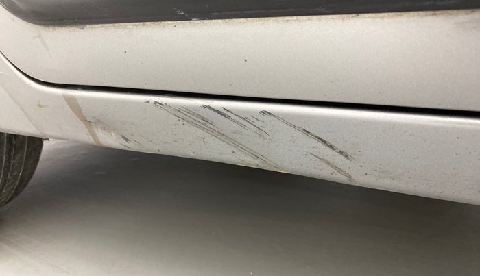 2017 Maruti Baleno DELTA PETROL 1.2, Petrol, Manual, 68,877 km, Left running board - Minor scratches