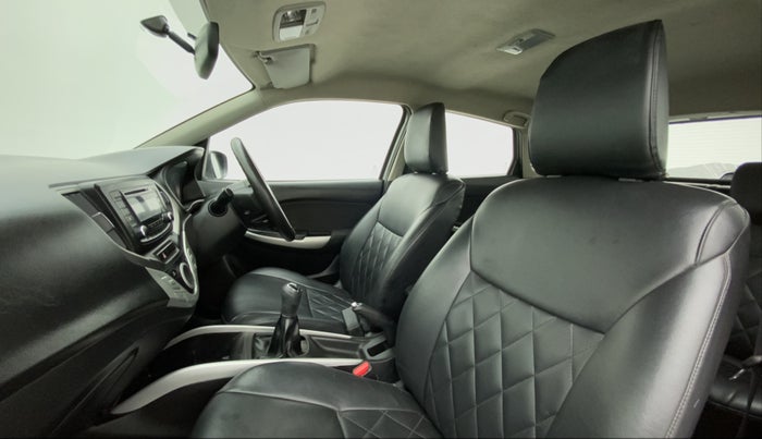 2017 Maruti Baleno DELTA PETROL 1.2, Petrol, Manual, 68,877 km, Right Side Front Door Cabin