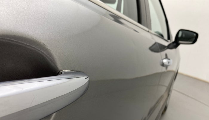 2017 Maruti Baleno DELTA PETROL 1.2, Petrol, Manual, 68,877 km, Right rear door - Slightly dented