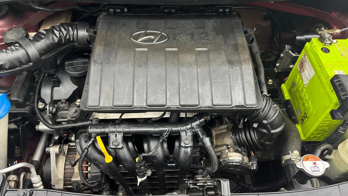 2016 Hyundai Grand i10 SPORTZ 1.2 KAPPA VTVT, Petrol, Manual, 38,332 km, Engine View