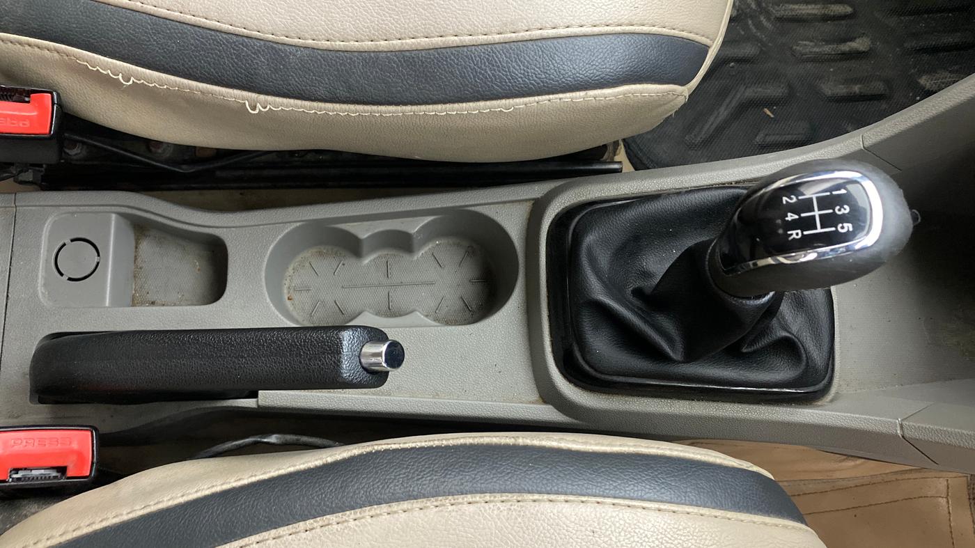 2019 Tata Tiago XZ PLUS PETROL, Petrol, Manual, 56,981 km, Gear Lever