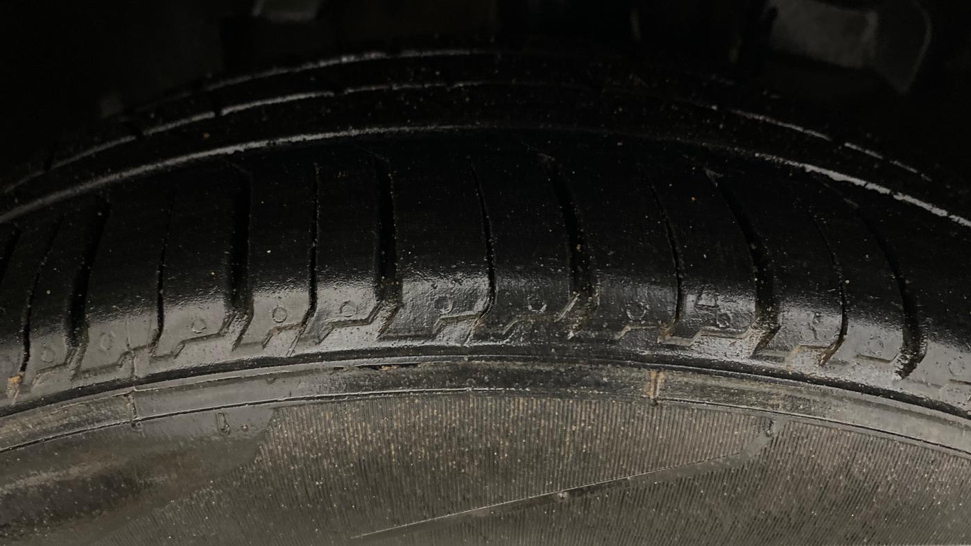 2019 Tata Tiago XZ PLUS PETROL, Petrol, Manual, 56,981 km, Right Front Tyre Tread