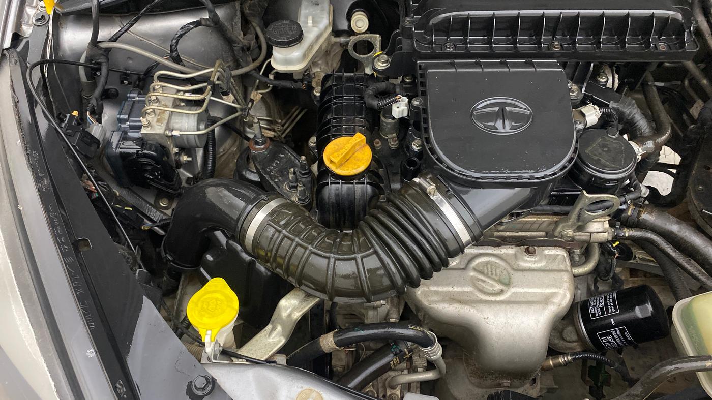 2019 Tata Tiago XZ PLUS PETROL, Petrol, Manual, 56,981 km, Engine View - Right
