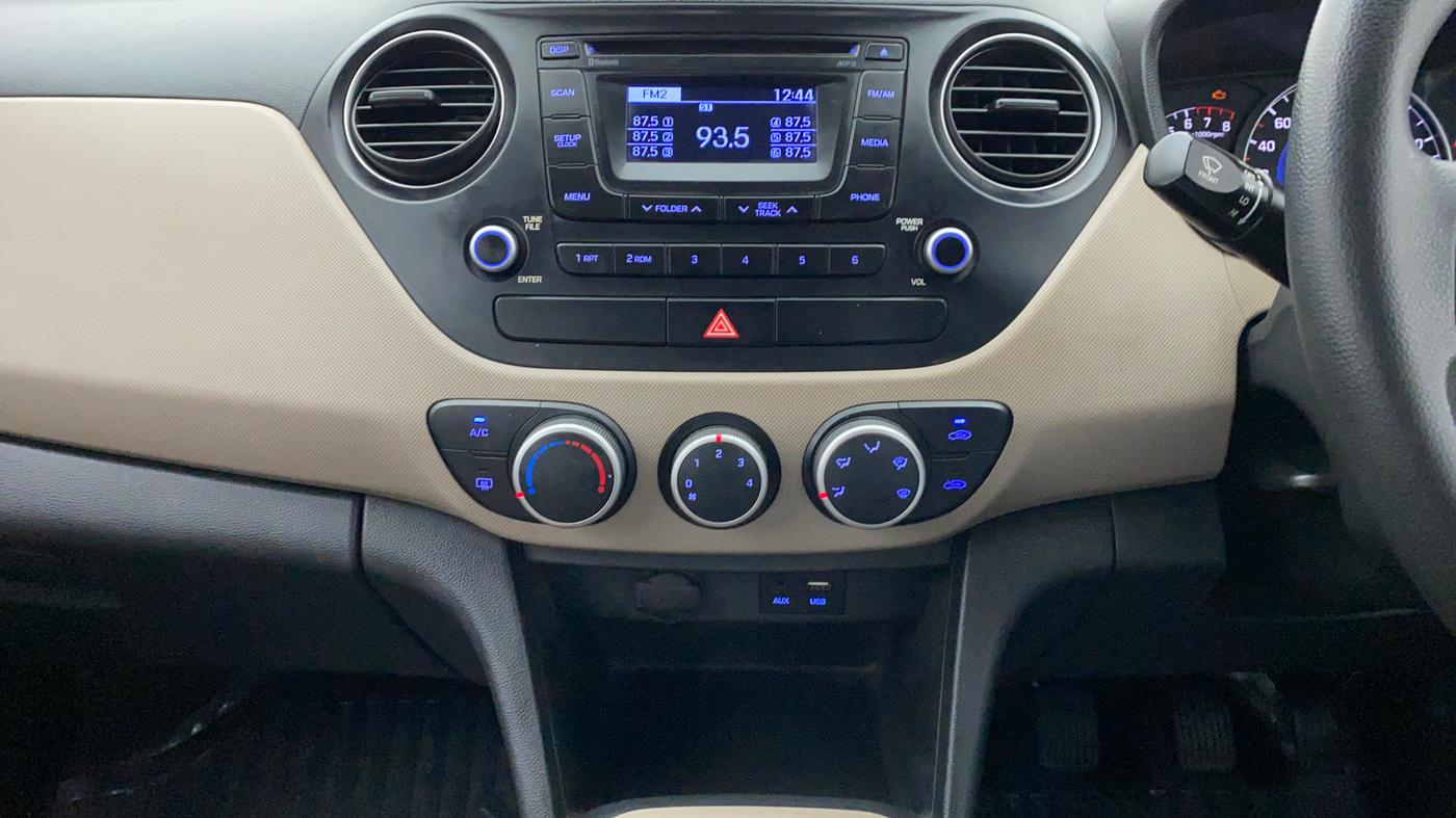 2015 Hyundai Grand i10 SPORTZ 1.2 KAPPA VTVT, Petrol, Manual, 22,540 km, Air Conditioner