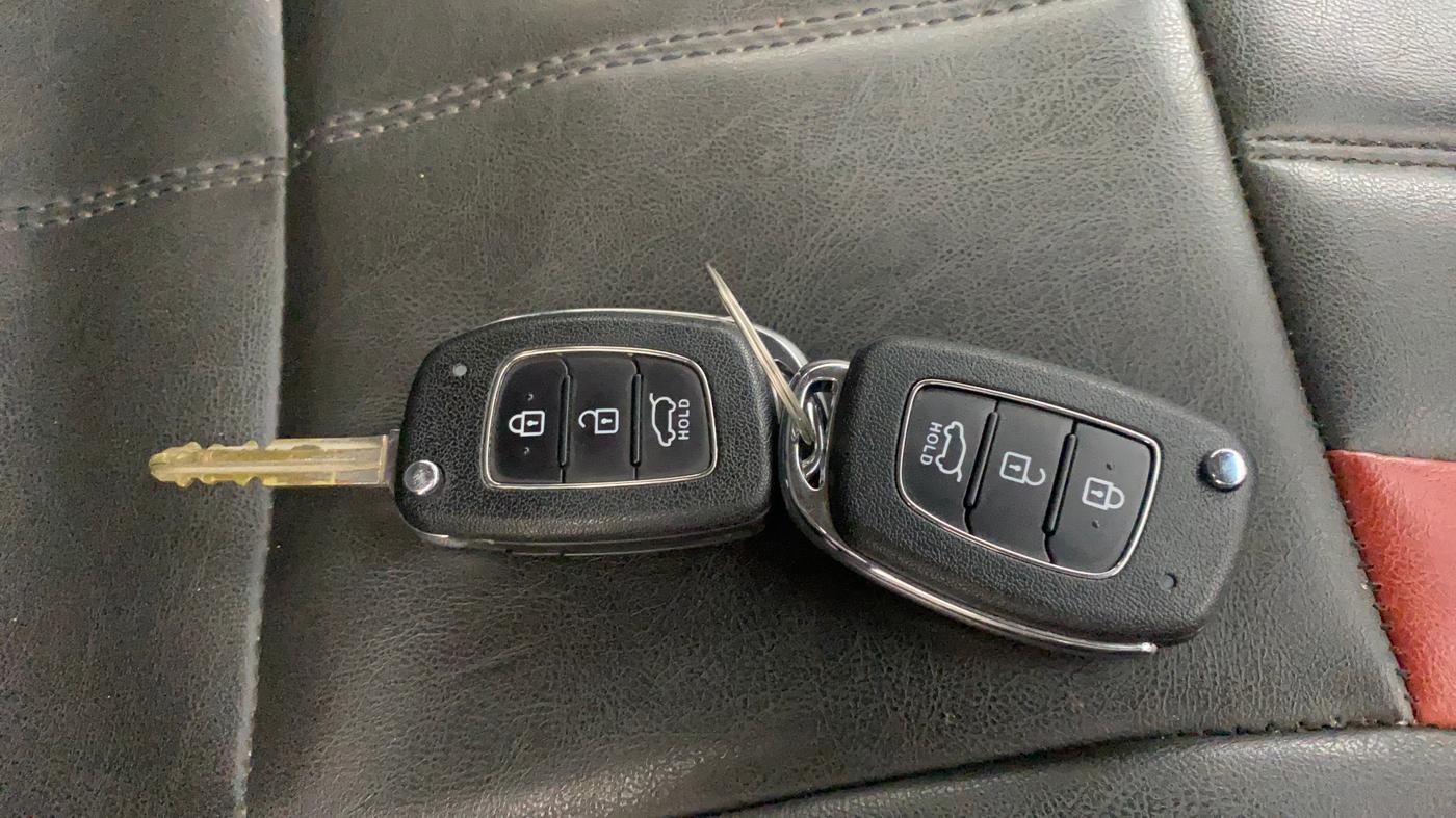 2017 Hyundai Creta SX PLUS 1.6 DIESEL, Diesel, Manual, 72,553 km, Key Close Up